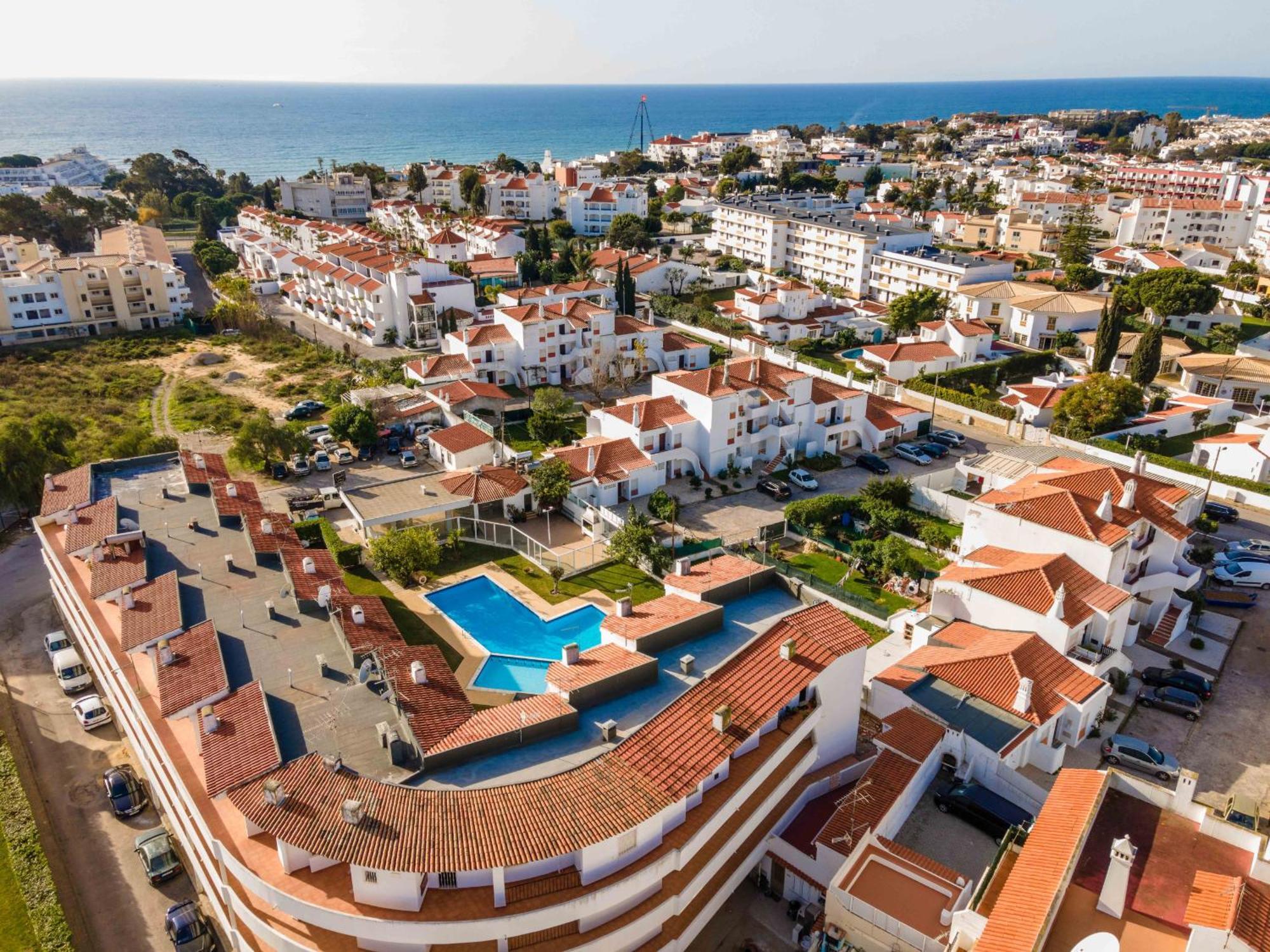 Santa Eulalia 2-Bedroom Apartment - Swimming Pool - Wifi Albufeira Extérieur photo